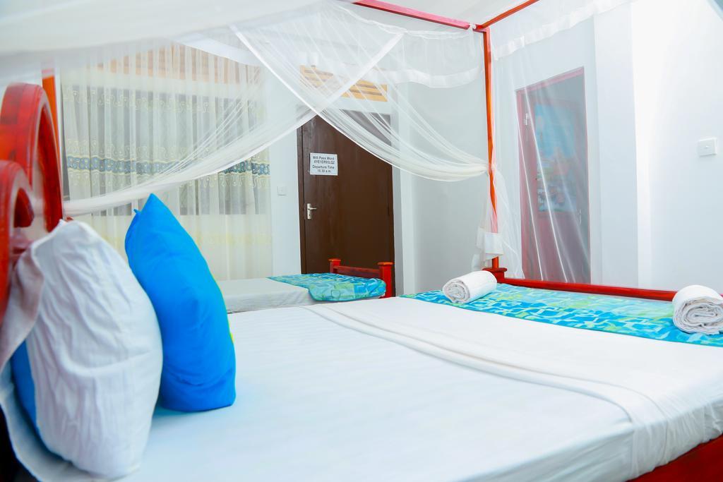 Autumn Moon Beach Cabanas 탕갈레 외부 사진