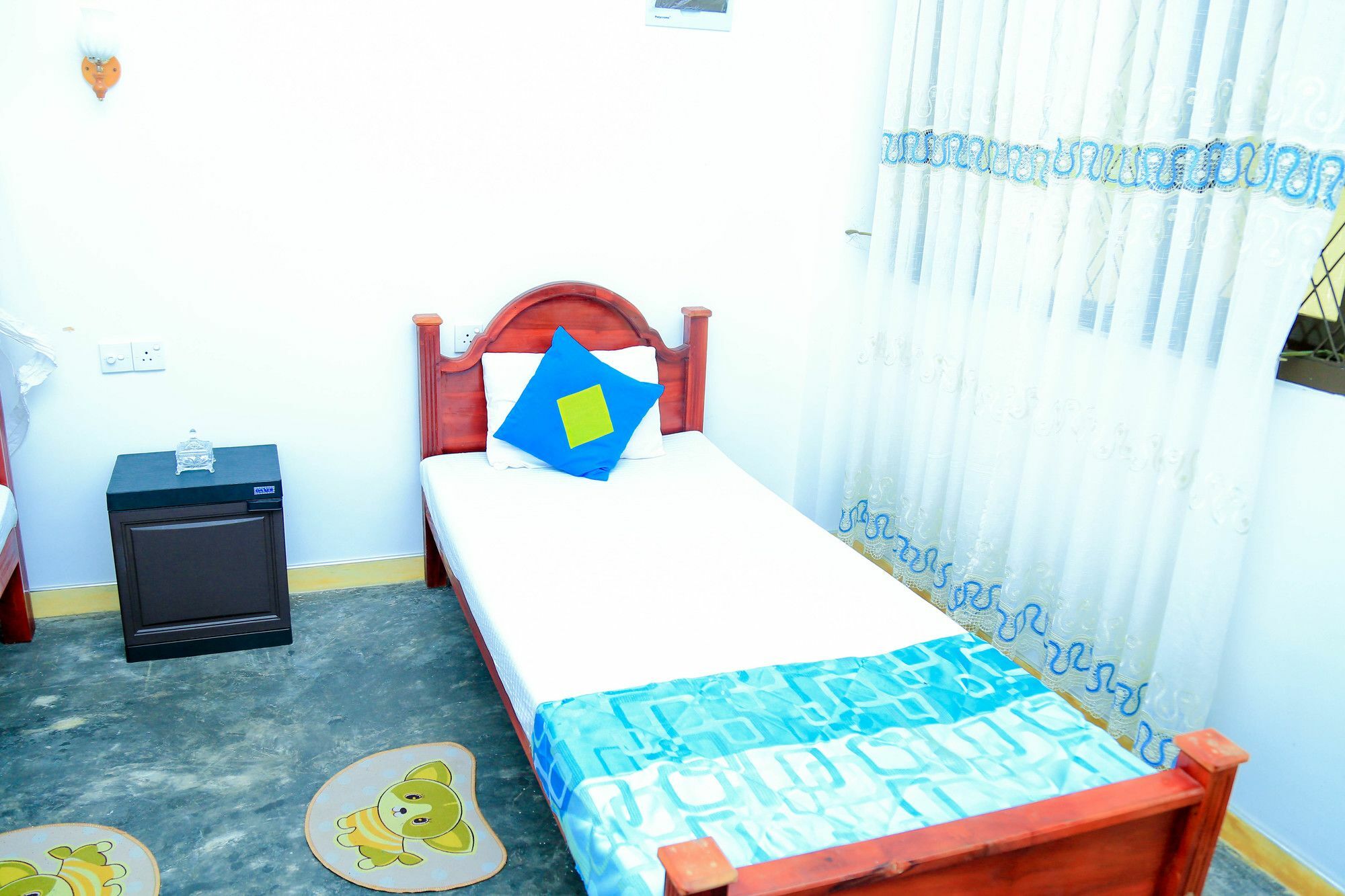 Autumn Moon Beach Cabanas 탕갈레 외부 사진
